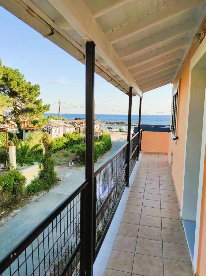 Aris Seaside Issos Beach Agios Georgios  Ngoại thất bức ảnh